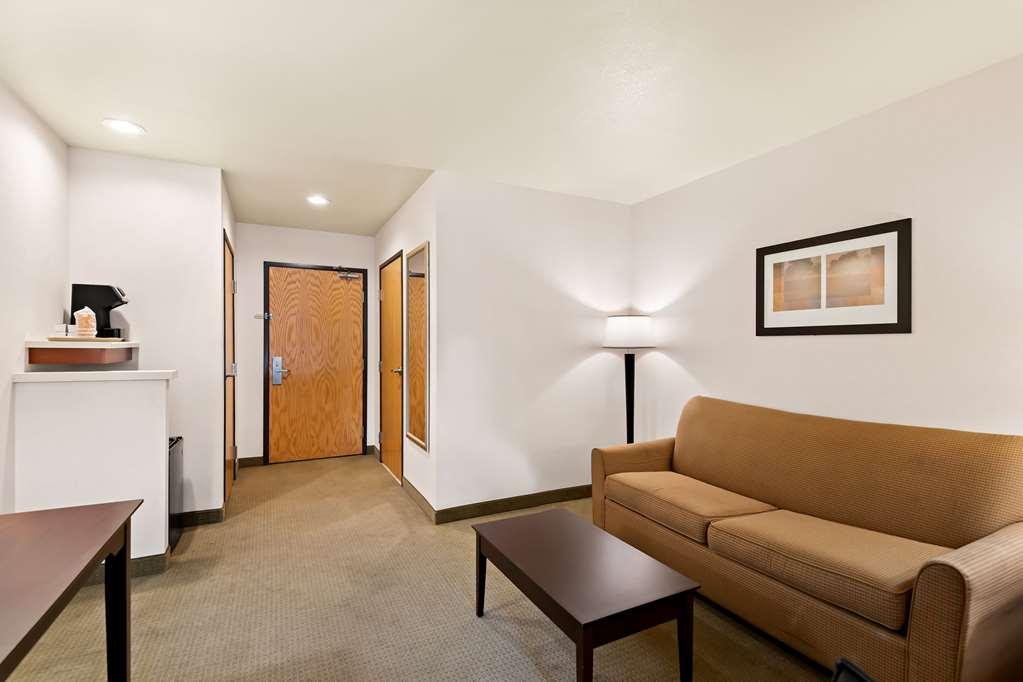 Comfort & Creswell